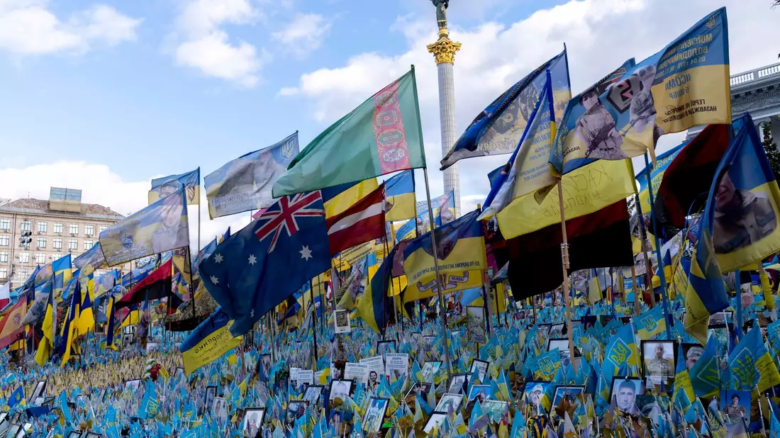Die Ukraine trauert um die vielen Tausend Opfer des Krieges. - Bild: Andreas Stroh/ZUMA Press Wire/dpa