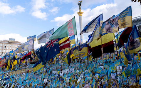 Die Ukraine trauert um die vielen Tausend Opfer des Krieges. - Foto: Andreas Stroh/ZUMA Press Wire/dpa Die Ukraine trauert um die vielen Tausend Opfer des Krieges. - Foto: Andreas Stroh/ZUMA Press Wire/dpa