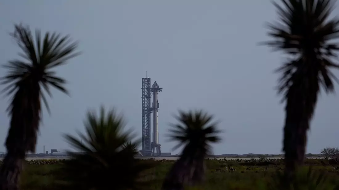 Noch am Boden, doch bereit: Die SpaceX-Megarakete «Starship». - Bild: Eric Gay/AP/dpa