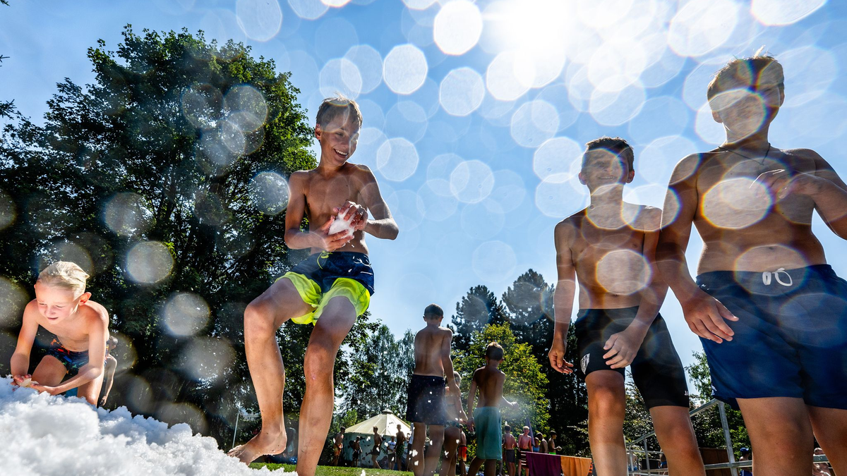Aufwachsen in Frieden und Wohlstand - nicht alle Kinder haben dieses Privileg - Foto: Taneèek David/CTK/dpa