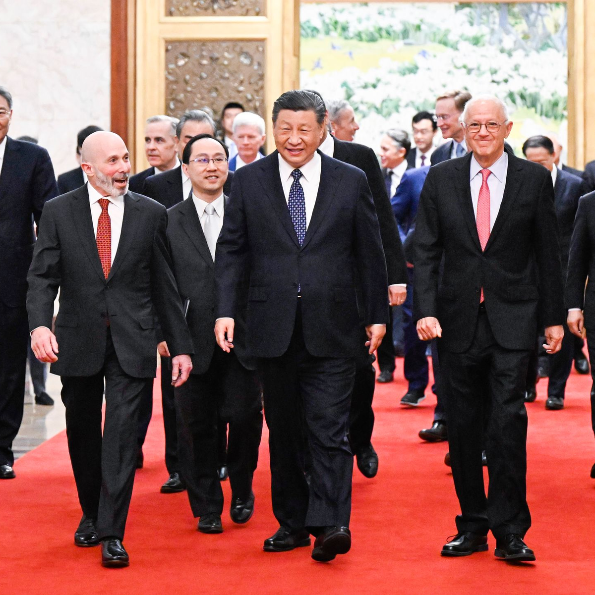 Xi Jinping, Präsident von China, empfing im März Vertreter von Wirtschaft und Wissenschaft aus den USA. Neun Prozent der US-Bürger sehen China als wertvollsten Verbündeten der USA. (Archivfoto) - Foto: Shen Hong/XinHua/dpa