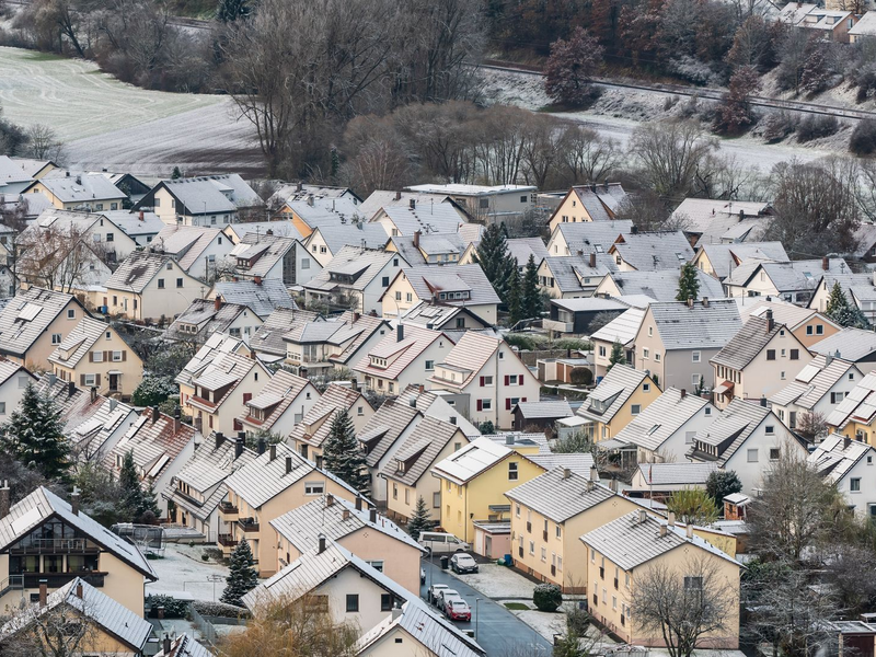 Auch in den kommenden Tagen könnte es hier und da noch einmal weiß werden. (Archivbild) - Foto: Silas Stein/dpa