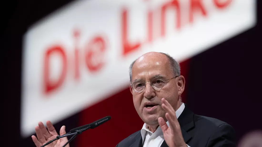 Der Linken-Bundestagsabgeordnete Gregor Gysi hatte das Projekt «Silberlocke» beim Bundesparteitag in Halle im Oktober angeregt. (Archivbild) - Bild: Hendrik Schmidt/dpa