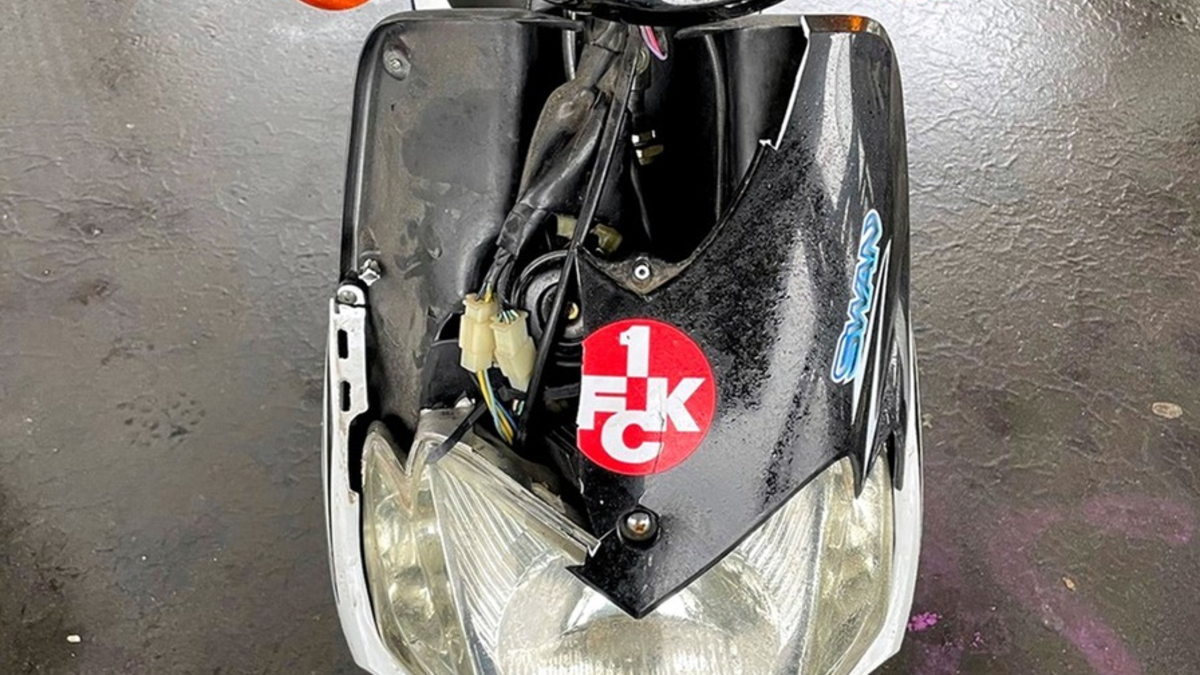 POL-PPWP: Mofa gestohlen und beschädigt abgestellt - Foto: presseportal.de