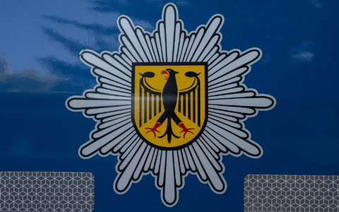 Die Bundespolizei in München und die Staatsanwaltschaft Traunstein haben erfolgreich gegen eine Schleuserbande ermittelt. (Symbolbild) - Foto: Paul Zinken/dpa-Zentralbild/dpa Die Bundespolizei in München und die Staatsanwaltschaft Traunstein haben erfolgreich gegen eine Schleuserbande ermittelt. (Symbolbild) - Foto: Paul Zinken/dpa-Zentralbild/dpa