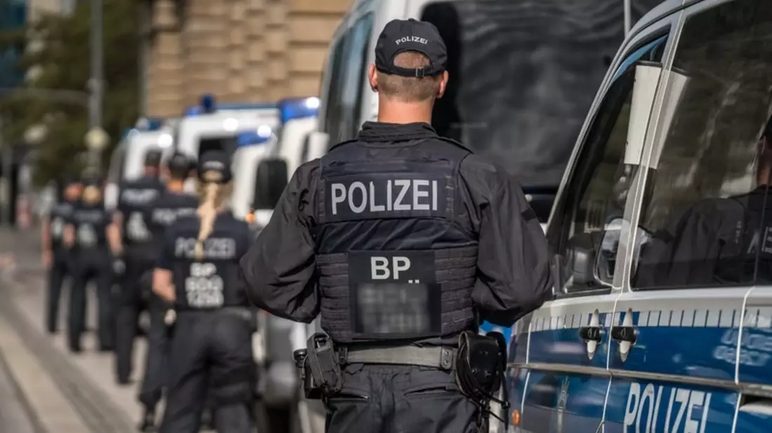 BPOLD-H: Staatsanwaltschaft Traunstein und Bundespolizei gelingt Schlag gegen europaweit agierende Schleuserorganisation - Bild: presseportal.de