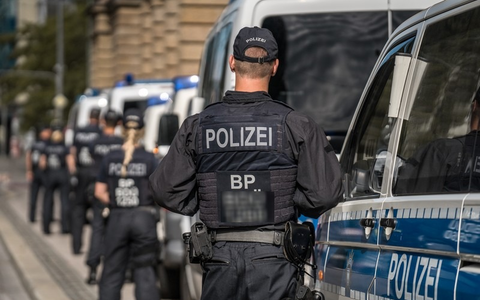 BPOLD-H: Staatsanwaltschaft Traunstein und Bundespolizei gelingt Schlag gegen europaweit agierende Schleuserorganisation - Foto: presseportal.de BPOLD-H: Staatsanwaltschaft Traunstein und Bundespolizei gelingt Schlag gegen europaweit agierende Schleuserorganisation - Foto: presseportal.de