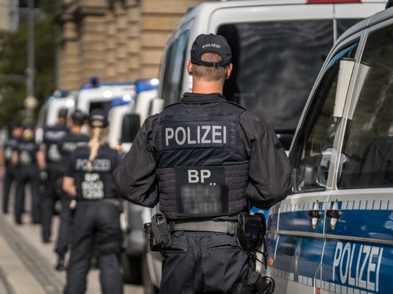 BPOLD-H: Staatsanwaltschaft Traunstein und Bundespolizei gelingt Schlag gegen europaweit agierende Schleuserorganisation - Foto: presseportal.de