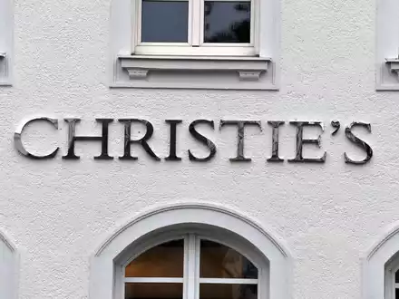Im Auktionshaus Christie's in New York hat ein Magritte-Gemälde einen Rekordpreis erzielt. - Foto: picture alliance / dpa