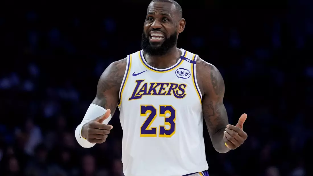 Zieht sich aus den sozialen Medien zurück: Basketball-Star LeBron James. - Bild: Marcio Jose Sanchez/AP/dpa