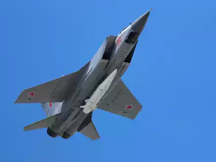 Neue russische Raketenangriffe gegen die Ukraine. (Archivbild) - Foto: Pavel Golovkin/AP/dpa