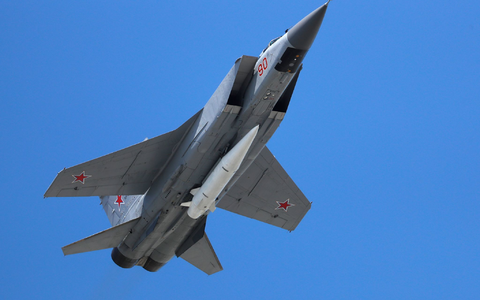 Neue russische Raketenangriffe gegen die Ukraine. (Archivbild) - Foto: Pavel Golovkin/AP/dpa