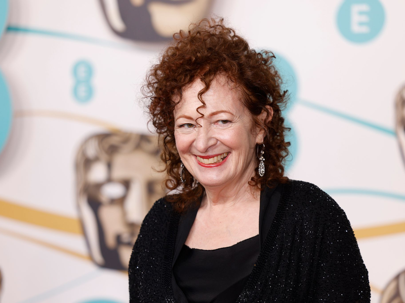 Die Haltung von Nan Goldin zum Nahost-Konflikt sorgt aktuell für Diskussionen. (Archivbild) - Foto: Vianney Le Caer/Invision/AP/dpa