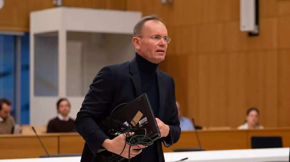 Der frühere Wirecard-Chef Markus Braun ist mit zehntausenden Schadenersatzforderungen konfrontiert, doch viel Geld ist bei dem österreichischen Manager mutmaßlich nicht mehr zu holen.   - Bild: Magdalena Henkel/dpa