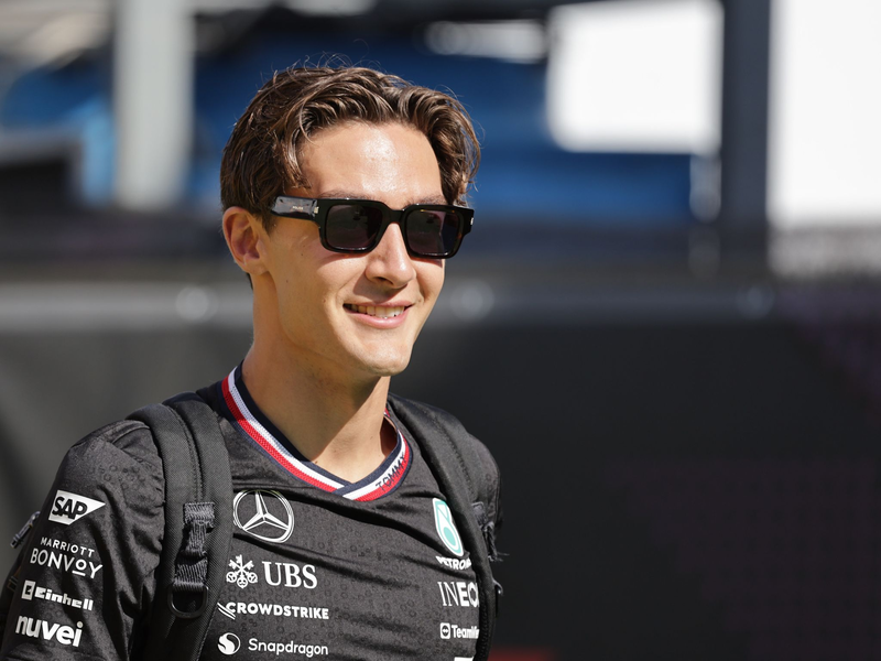 George Russell verheimlichte seine Frustration mit dem Motorsportweltverband vor dem Rennen in Las Vegas nicht.  - Foto: ---/Zuma Press/dpa