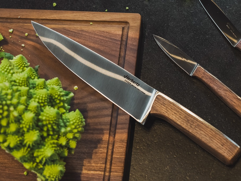 Studie zeigt: Frauen besitzen mehr Kochmesser, Männer geben mehr dafür aus - Foto: presseportal.de