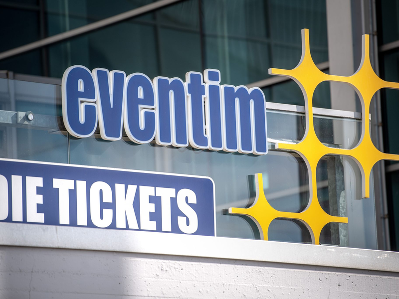 Der Tickethändler CTS Eventim hat im dritten Quartal den Umsatz gesteigert. (Archivbild)  - Foto: Sina Schuldt/dpa