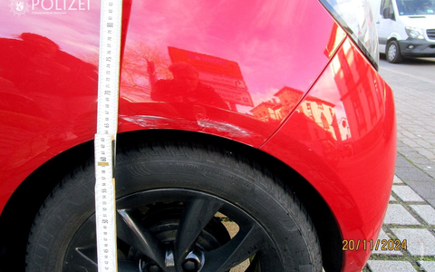POL-PPWP: Fahrerflucht ist strafbar! - Foto: presseportal.de
