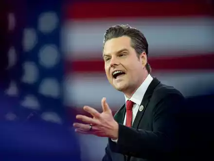Matt Gaetz stammt aus einer wohlhabenden Familie in Florida - und ist ein lautstarker Unterstützer von Donald Trump. (Archivbild) - Foto: Alex Brandon/AP/dpa