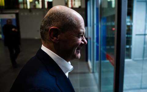 Zum zweiten Mal will Olaf Scholz als Kanzlerkandidat der SPD antreten. - Foto: Christoph Soeder/dpa