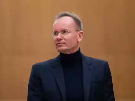 Im Strafprozess Angeklagter, im parallelen zivilrechtlichen Musterverfahren der Beklagte: Ex-Wirecard-Chef Markus Braun. - Foto: Magdalena Henkel/dpa