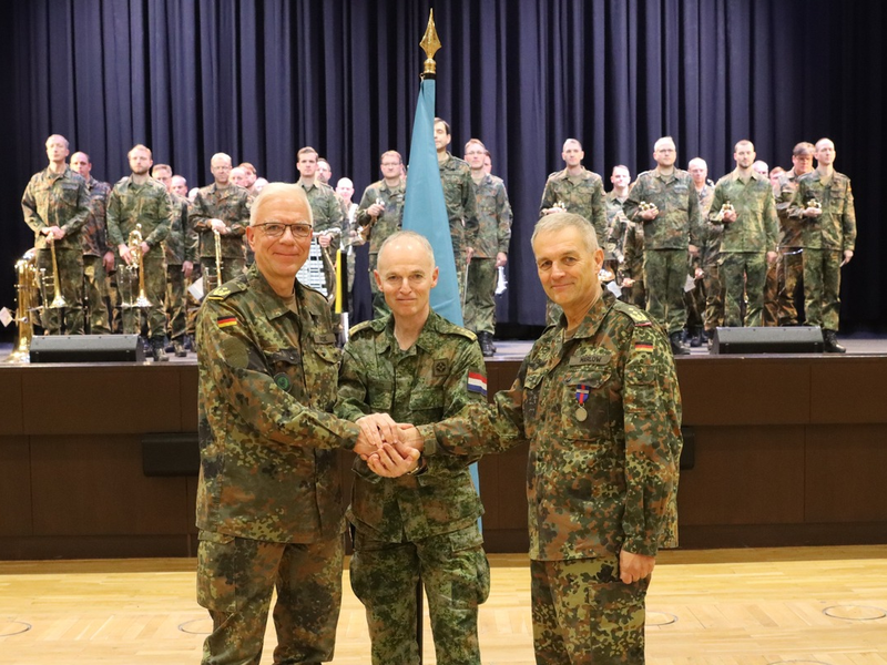 Kommandoübergabe Special Training Command EUMAM UA - Foto: presseportal.de