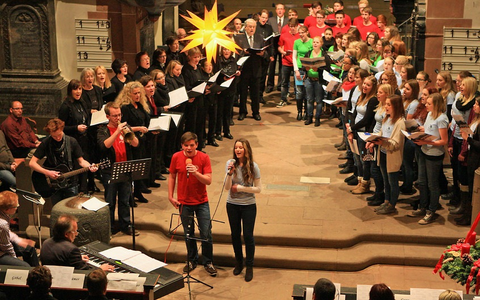 POL-HM: Polizeichor Hameln on Tour: Die Konzertsaison 2025 - Chorklänge im Kirchenschiff - Foto: presseportal.de