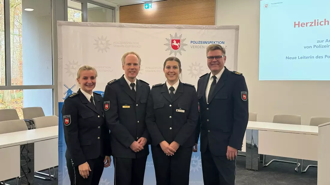 POL-OLD: Führungswechsel beim Polizeikommissariat Osterholz/Polizeipräsident Andreas Sagehorn überträgt die Leitung an Polizeirätin Sarah Humbach - Bild: presseportal.de