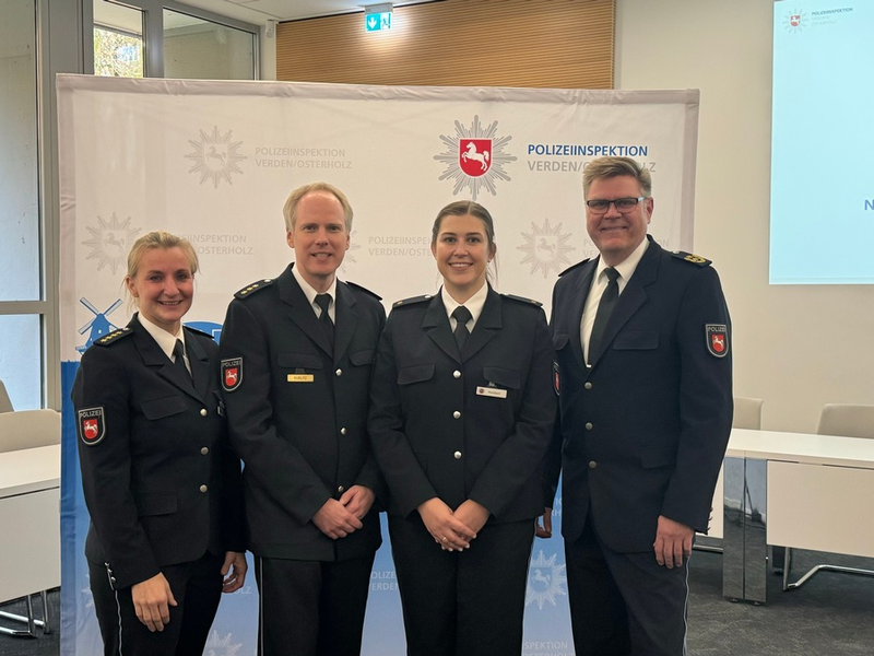 POL-OLD: Führungswechsel beim Polizeikommissariat Osterholz/Polizeipräsident Andreas Sagehorn überträgt die Leitung an Polizeirätin Sarah Humbach - Foto: presseportal.de
