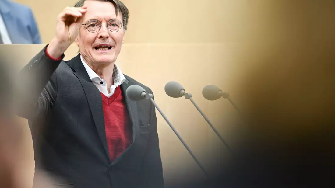 Die Länderkammer stimmte zu, obwohl Länder und Kommunen die Hälfte der Kosten tragen müssen.  - Bild: Sebastian Christoph Gollnow/dpa