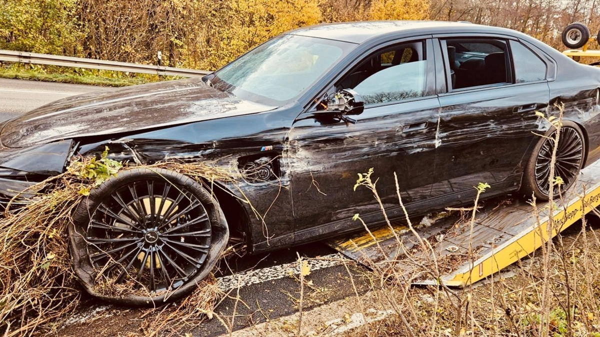 FW Ratingen: Feuerwehr im Einsatz auf der BAB 3 - Foto: presseportal.de
