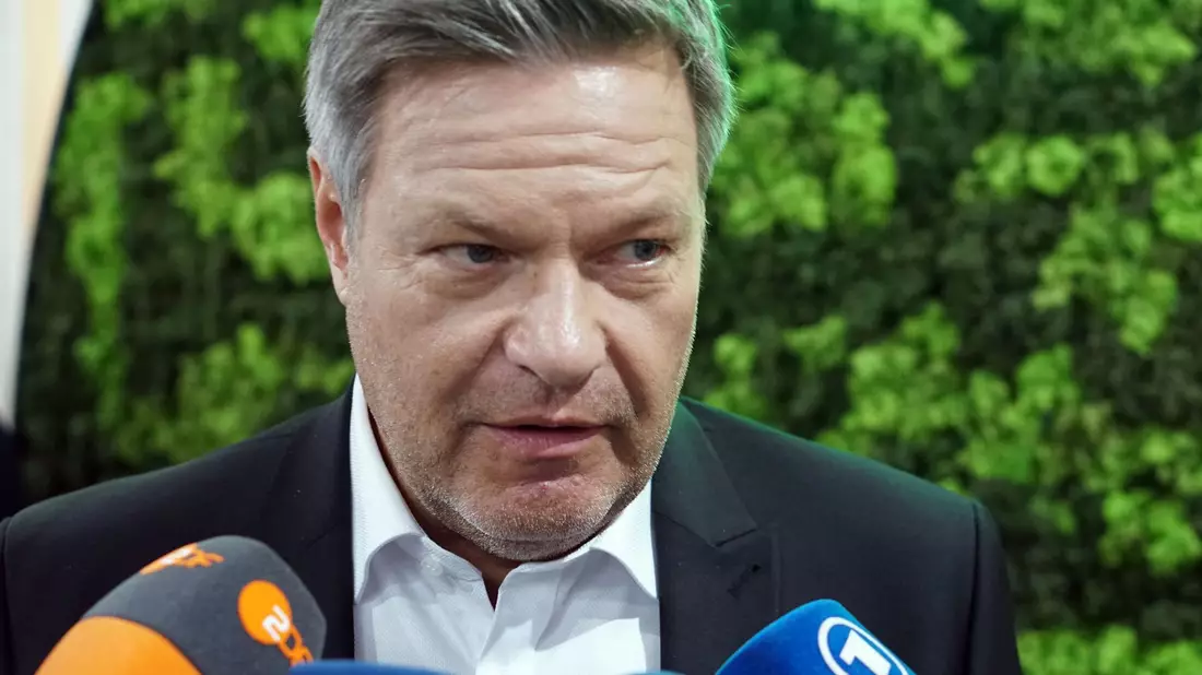 Der Bau neuer Kraftwerke muss laut Habecks Ministerium schnell angeschoben werden.  - Bild: Larissa Schwedes/dpa