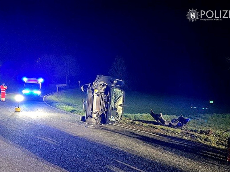 POL-PPWP: Kontrolle verloren und überschlagen - Foto: presseportal.de