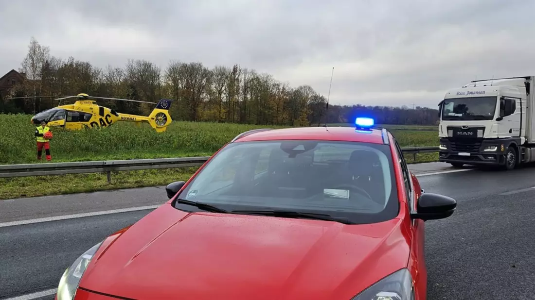 FW-WRN: Verkehrsunfall auf der Bundesautobahn 1 in Fahrtrichtung Köln am Freitagmittag - Bild: presseportal.de