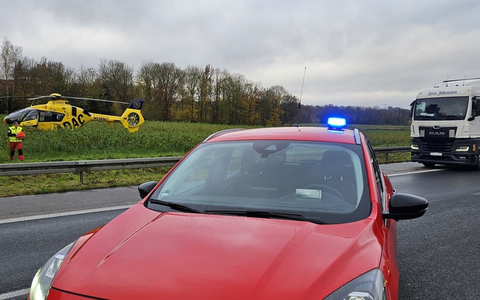 FW-WRN: Verkehrsunfall auf der Bundesautobahn 1 in Fahrtrichtung Köln am Freitagmittag - Foto: presseportal.de