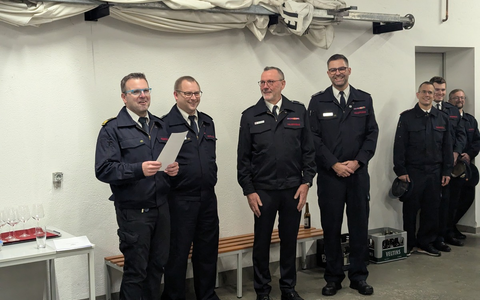 FW-AR: Abschied nach 42 Jahren: Martin Känzler im Mittelpunkt einer bewegenden Ehrung - Foto: presseportal.de