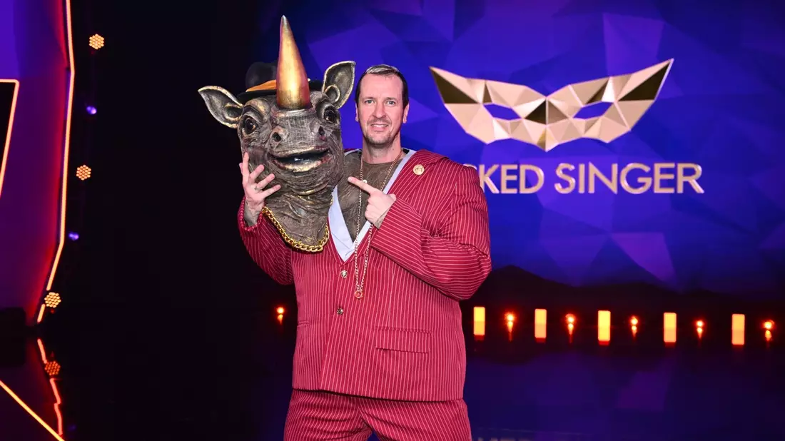 Erstes The Masked Singer-Rätsel gelöst! Pascal Pommes Hens schlüpft aus dem Nashorn / Zweite Folge am Sonntag - Bild: presseportal.de