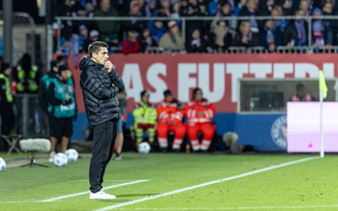 Siebtes Saisontor: Der Mainzer Jonathan Burkardt verwandelt den Handelfmeter sicher. - Foto: Axel Heimken/dpa