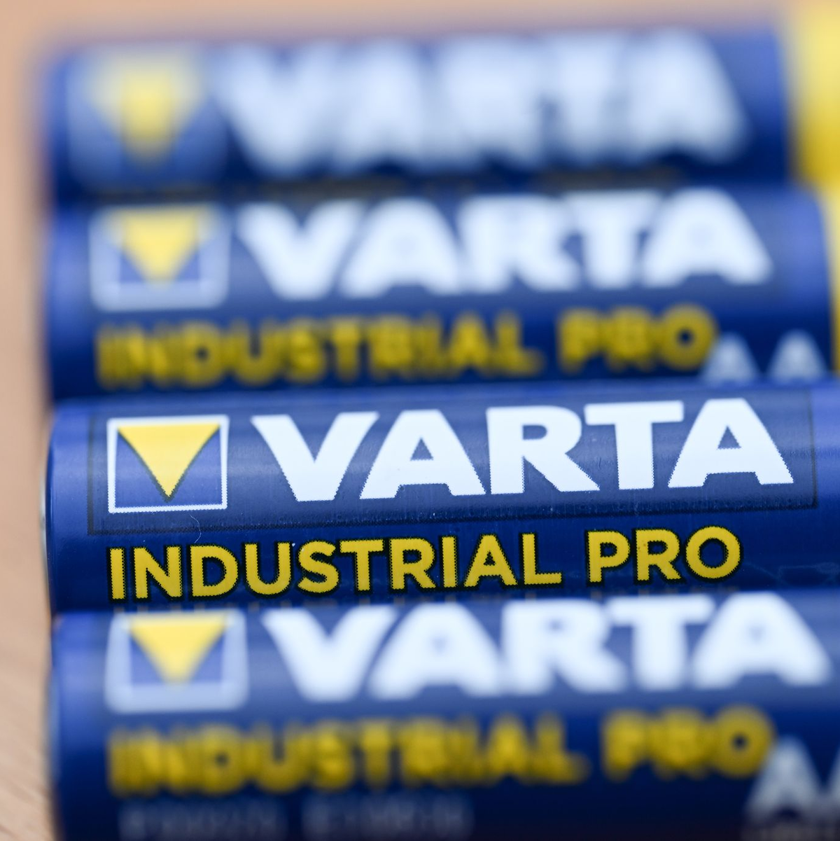 Das Sanierungskonzept für den Batteriekonzern Varta könnte am Montag eine wichtige Hürde nehmen. (Symbolbild) - Foto: Bernd Weißbrod/dpa