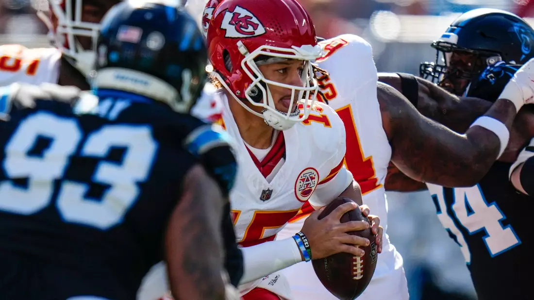 Patrick Mahomes und die Chiefs haben acht ihrer elf Spiele nur äußerst knapp gewonnen. - Bild: Rusty Jones/FR171869 AP/AP