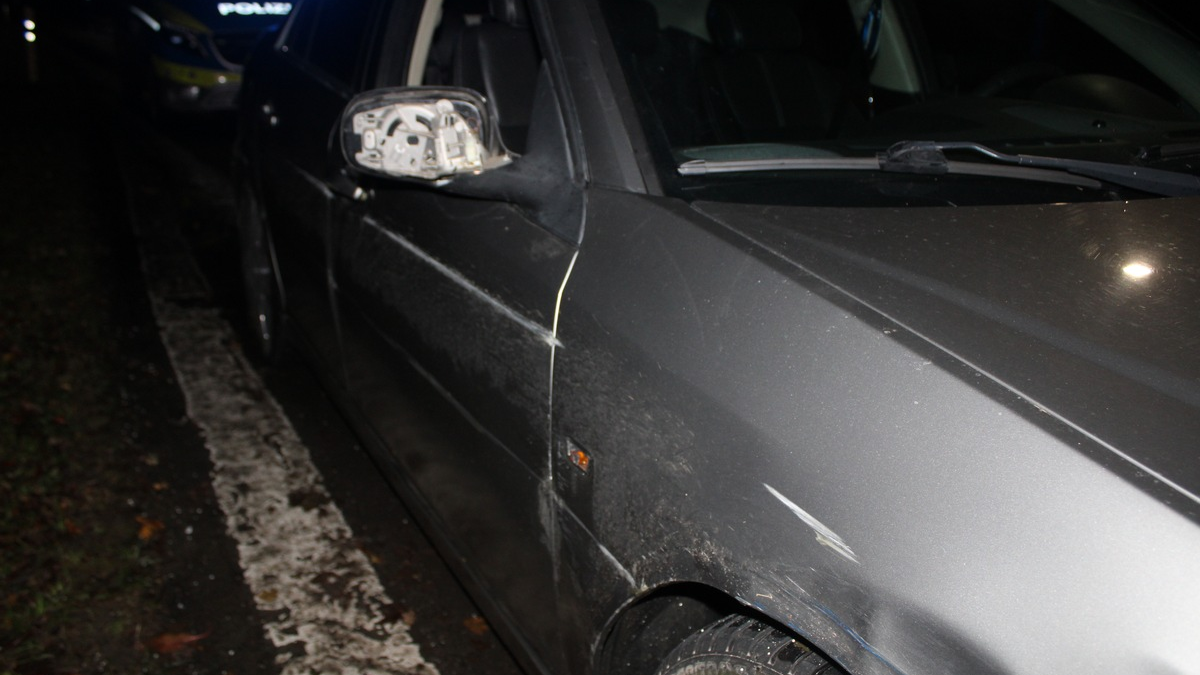 POL-NE: Unfallfahrer verletzt drei Polizeibeamte bei Widerstand - Foto: presseportal.de