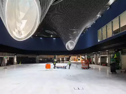 Der Innenausbau des Terminal 3 schreitet voran.  - Foto: Lando Hass/dpa