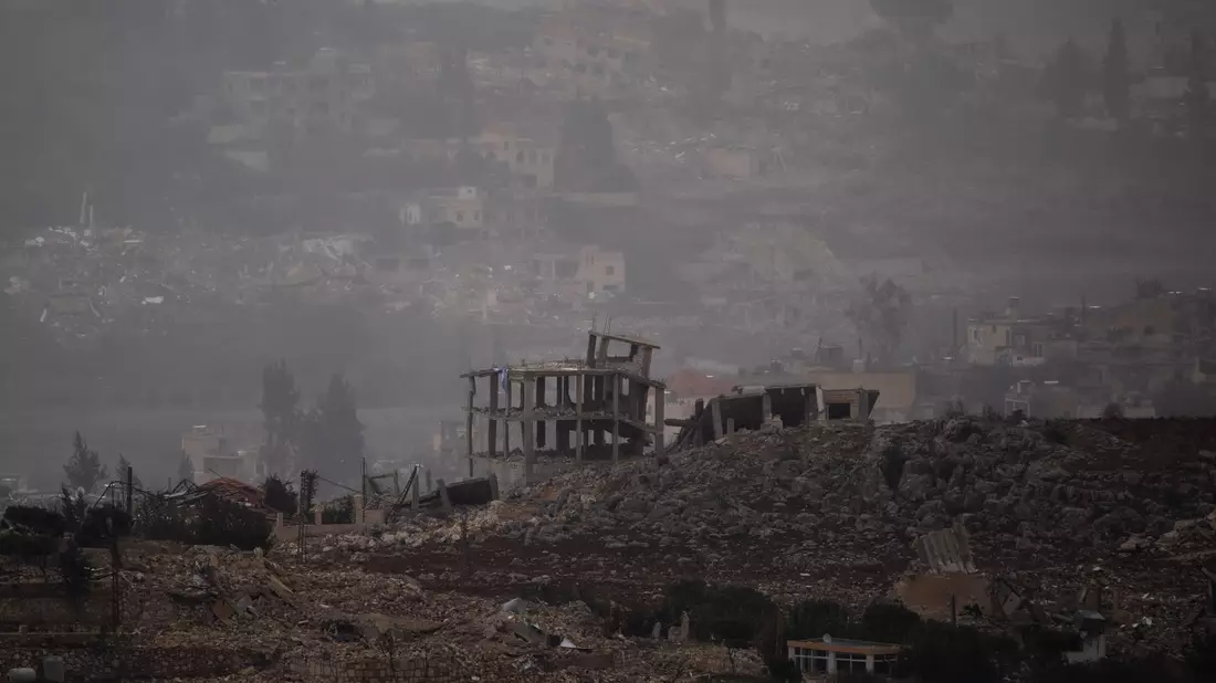 Mit einer Vereinbarung wollen Israel und die Hisbollah ihre gegenseitigen Angriffe für zunächst 60 Tage einstellen. - Bild: Leo Correa/AP