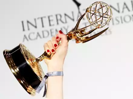 Bei den 53. International Emmys gewann auch eine MDR-Jugendserie. (Archivbild) - Foto: Andrew Gombert/EPA/dpa