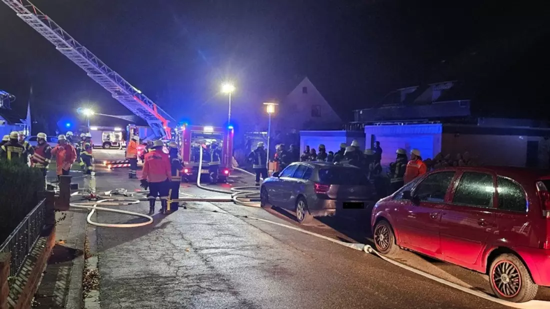 POL-HI: Garagen- und Wintergartenbrand an Einfamilienhaus - Bild: presseportal.de