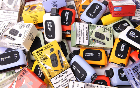 ZOLL-BB: Durchsuchungen wegen des illegalen Handels mit Einweg-E-Zigaretten - Foto: presseportal.de ZOLL-BB: Durchsuchungen wegen des illegalen Handels mit Einweg-E-Zigaretten - Foto: presseportal.de