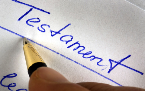 Nur wenige regeln ihren Nachlass (Symbolbild) - Foto: Jens Büttner/zb/dpa