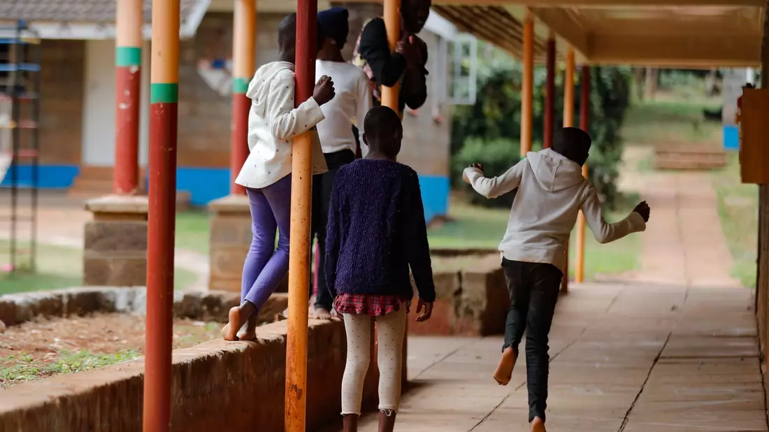 In diesem Waisenhaus in Kenia leben HIV-infizierte Kinder, deren Eltern an der Krankheit gestorben sind. - Bild: Brian Inganga/AP/dpa