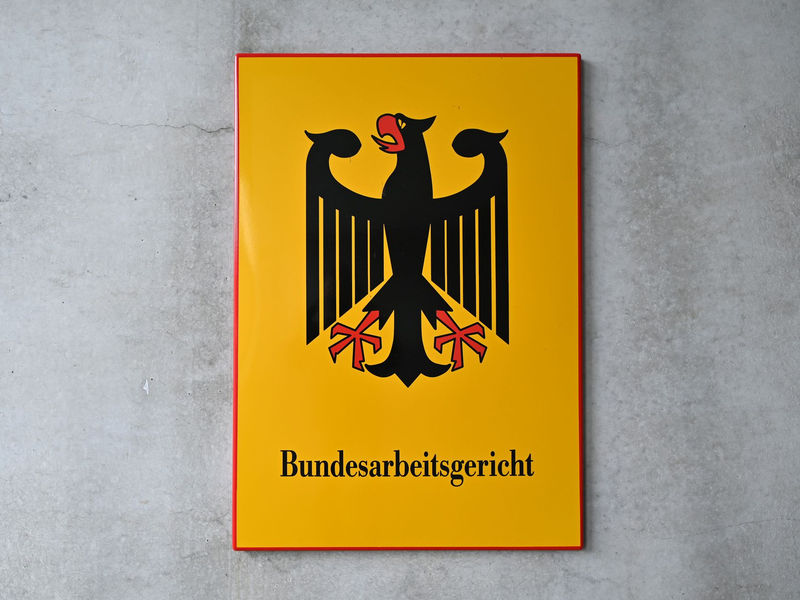 Höchstrichterliches Urteil zur Beteiligung des Betriebsrats bei Eingruppierung von freigestellten Mitgliedern des Gremiums: Die Arbeitgeberin bekam Recht. (Archivbild) - Foto: Martin Schutt/dpa/dpa-tmn