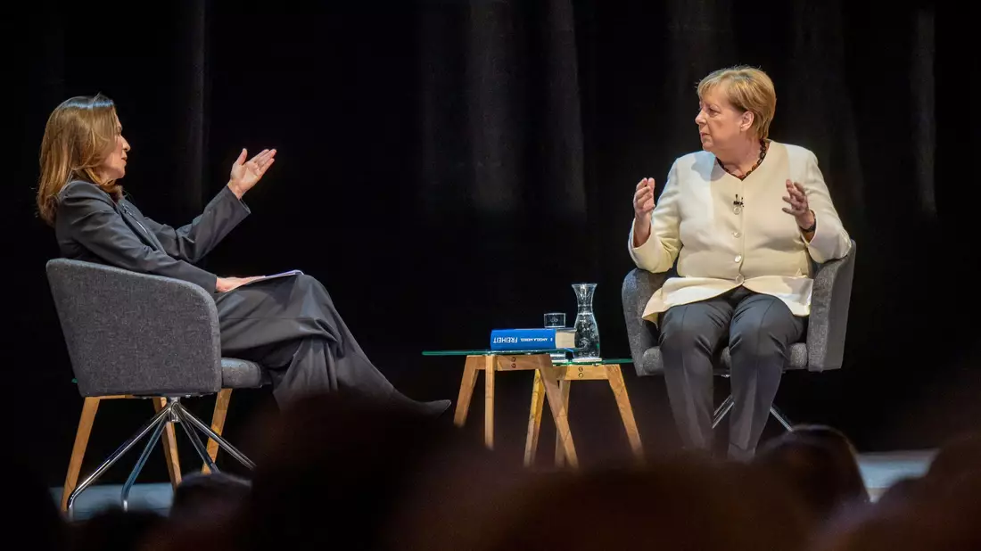 Merkel über Merz: «Man braucht diesen unbedingten Willen zur Macht. Friedrich Merz hat ihn auch.» - Bild: Michael Kappeler/dpa-Pool/dpa